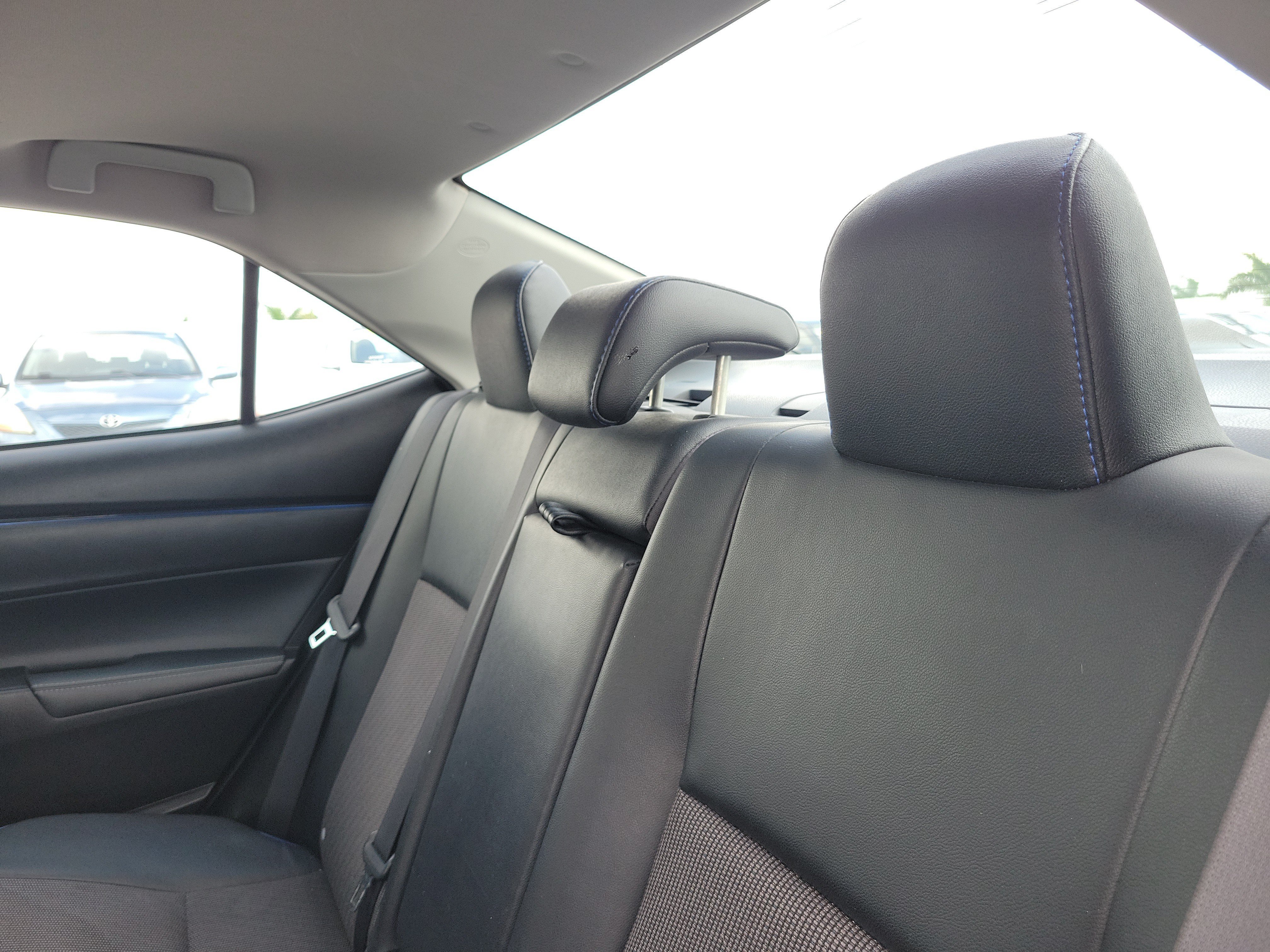 Used 2017 Gray Toyota L image 12