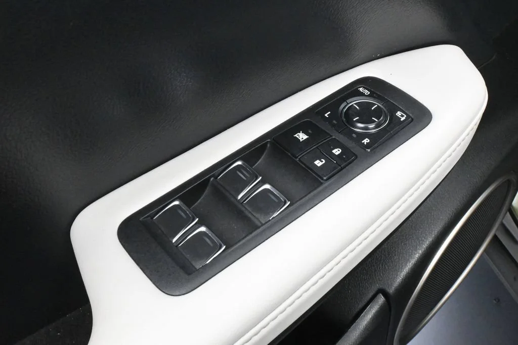 Used 2020 Green Pearl Lexus 350 image 14