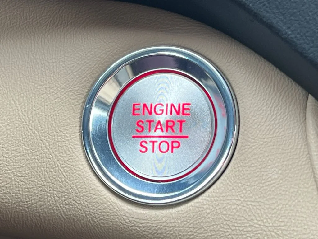 Used 2021 White Acura Technology Package image 32