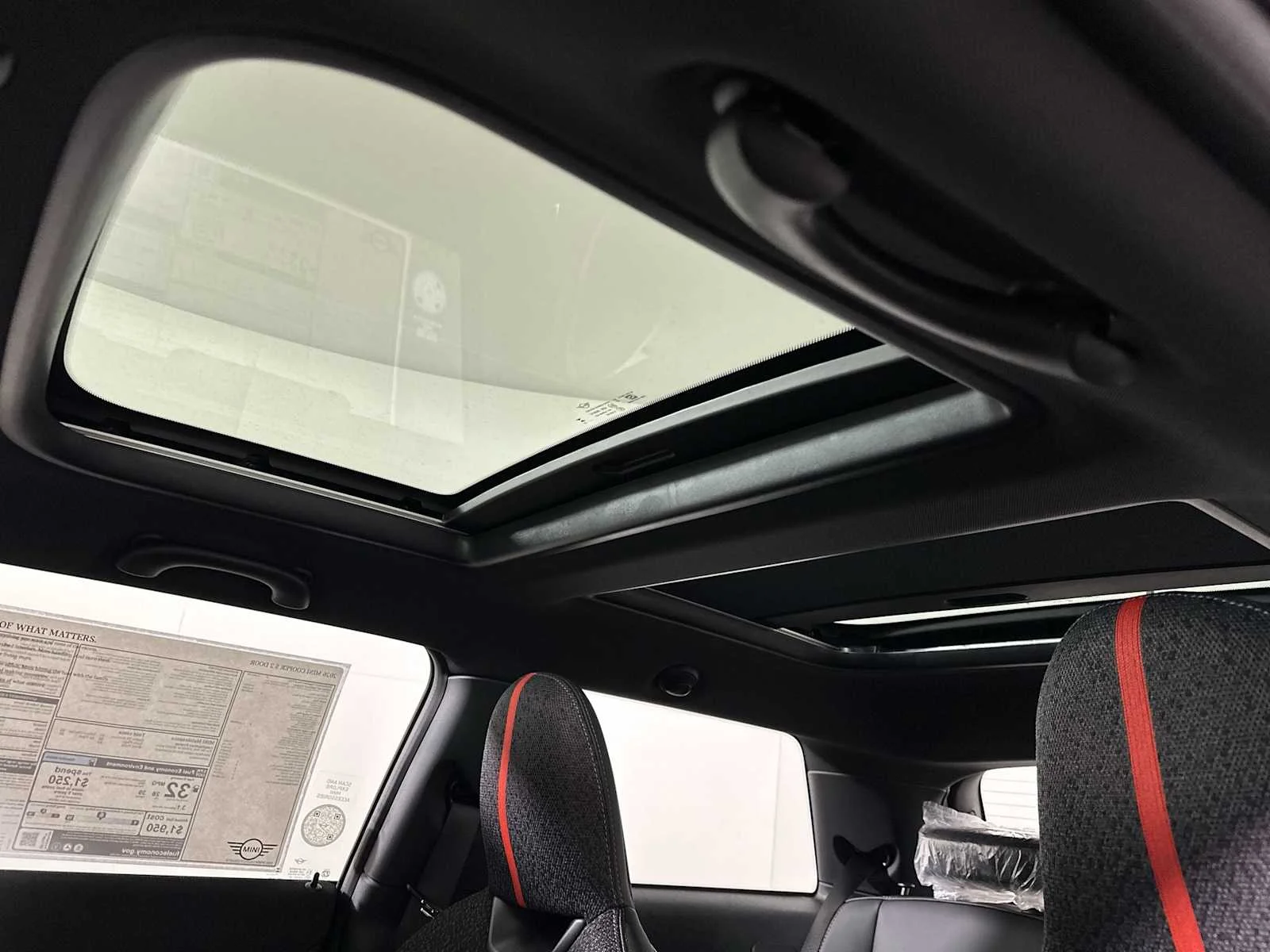 2026 MINI Hardtop 2 Door S - Photo 17