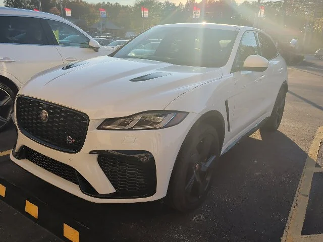 Used 2023 White Jaguar SVR image 11