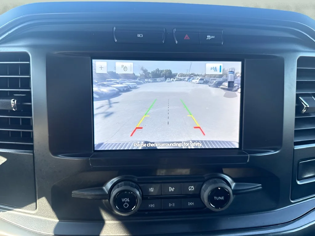 Used 2021 Blue Ford XL image 17