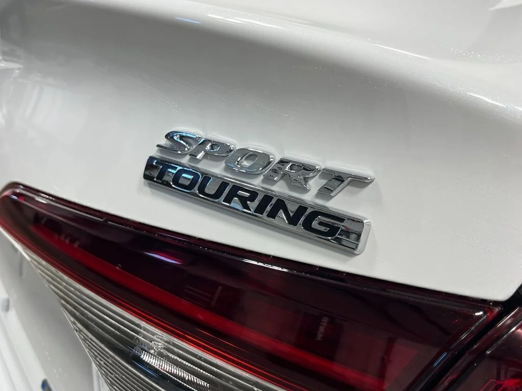 New 2026 Platinum White Pearl Honda Sport Touring image 6