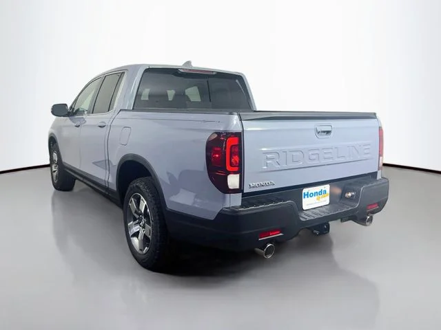 New 2026 Sonic Gray Pearl Honda RTL image 6