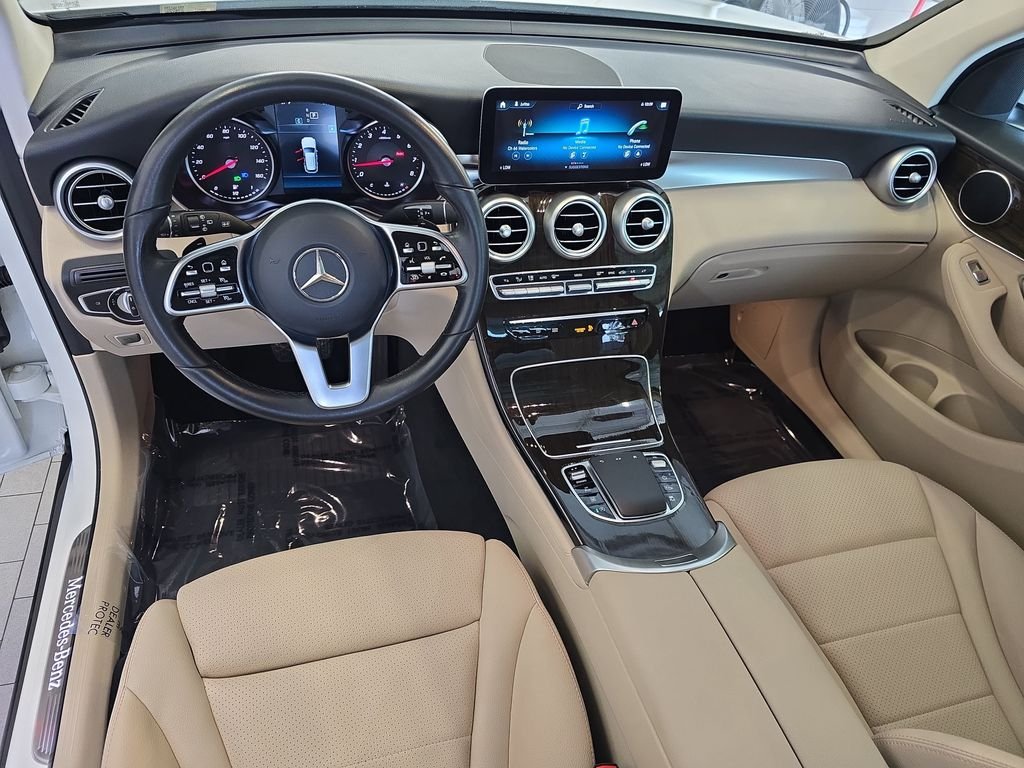 Used 2021  Mercedes-Benz GLC 300 image 17