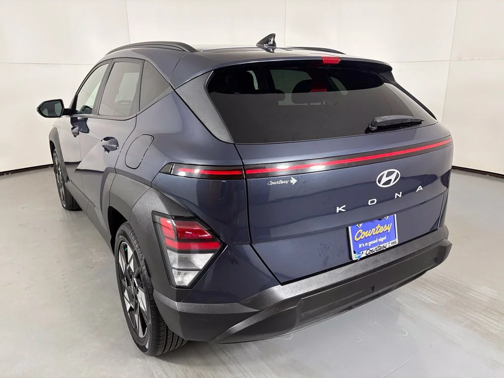 Used 2024 Blue Hyundai SEL image 6