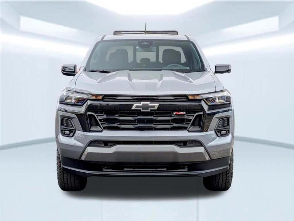 2025 Chevrolet Colorado Z71 - Photo 10