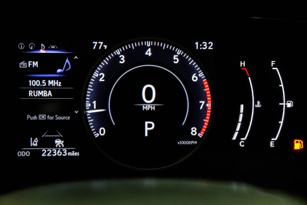 Used 2023 Silver Lexus 350 Base image 35