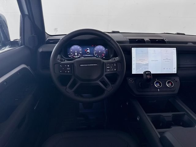 New 2026 Fuji White Land Rover X-Dynamic SE image 25