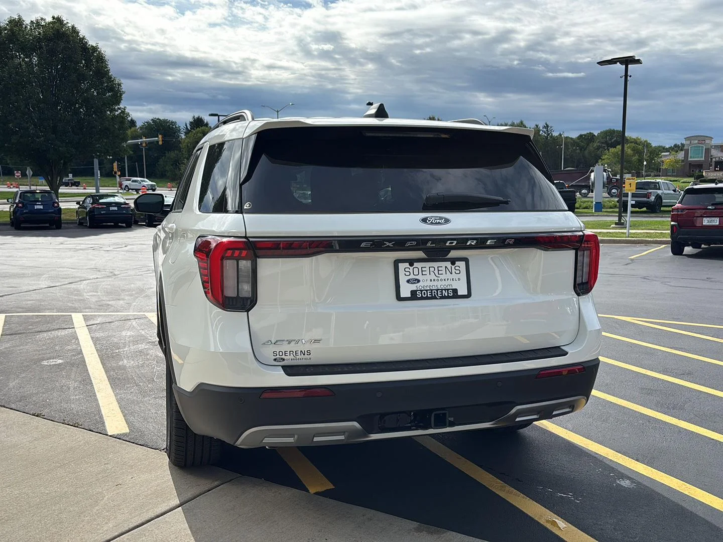 New 2027 Star White Metallic Tri-Coat Ford Active image 7