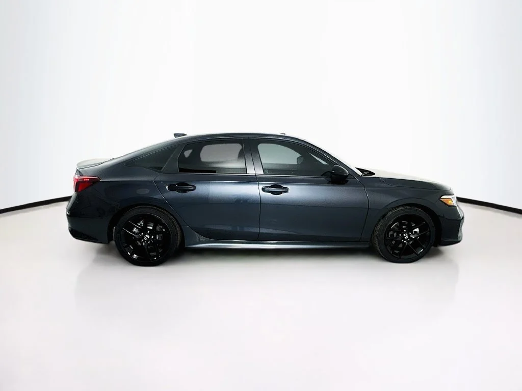 New 2027 Meteorite Gray Metallic Honda Hybrid image 9