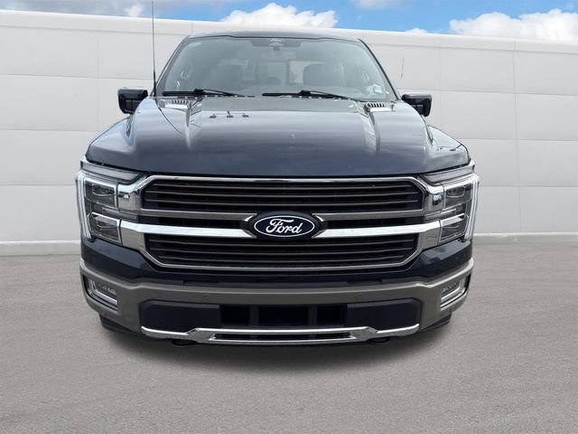 Used 2025 Antimatter Blue Metallic Ford King Ranch image 9