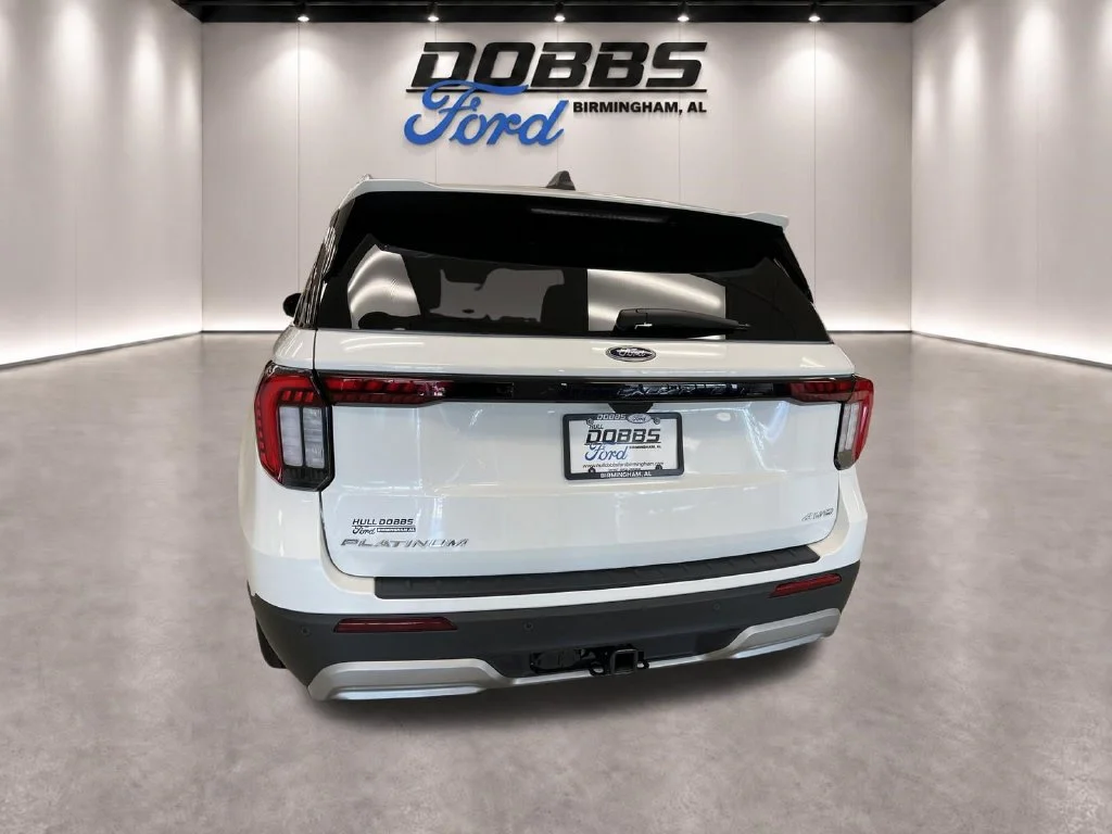 New 2026 Star White Metallic Tri-Coat Ford Platinum™ image 6