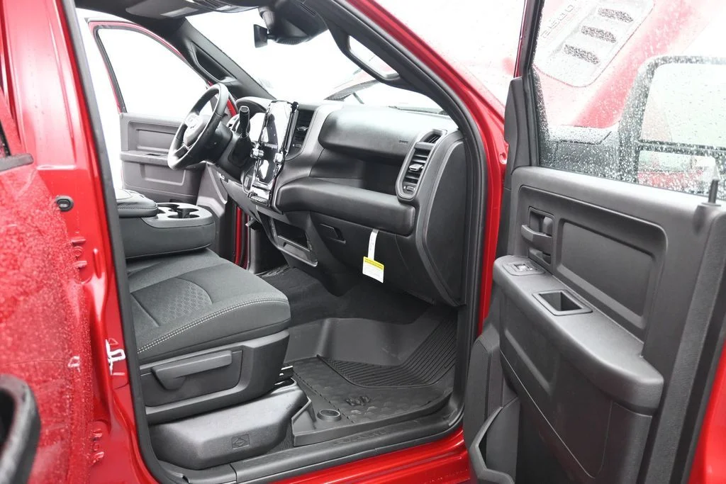 New 2026 Molten Red Pearl-Coat Exterior Paint RAM  image 13