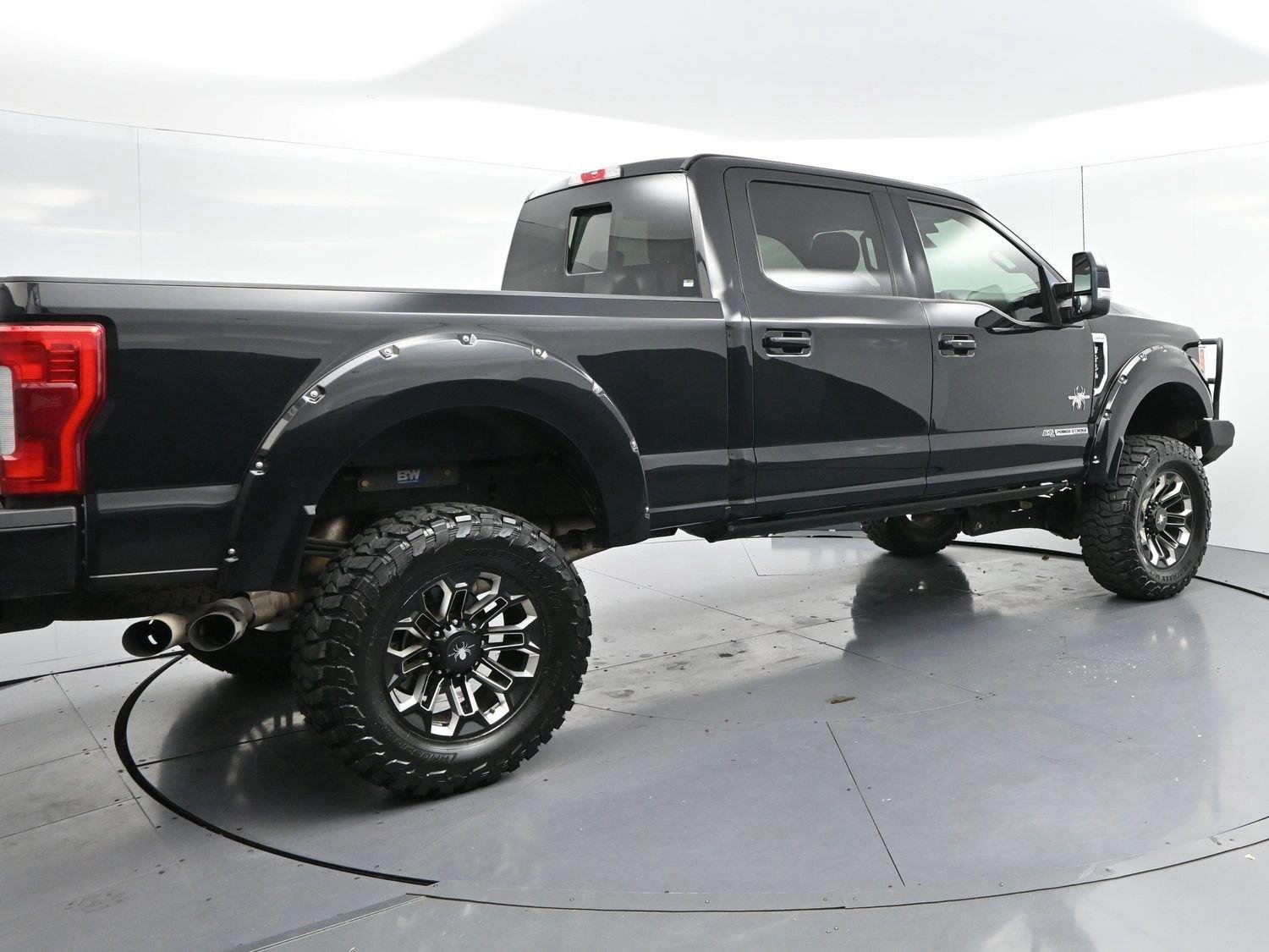Used 2019 Agate Black Ford LARIAT image 7