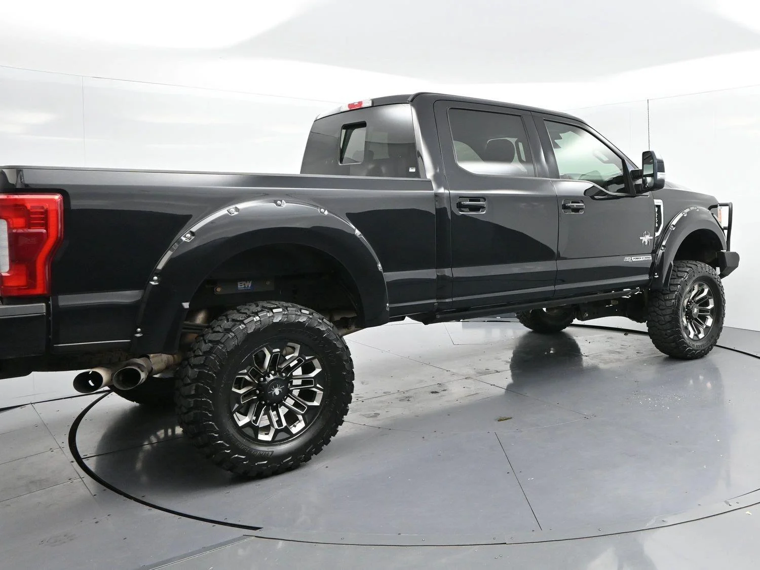 Used 2019 Agate Black Ford LARIAT image 7
