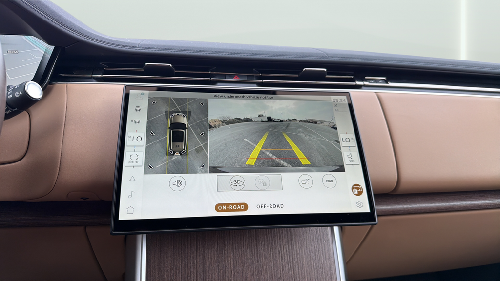 New 2026 Charente Grey Land Rover SE image 25