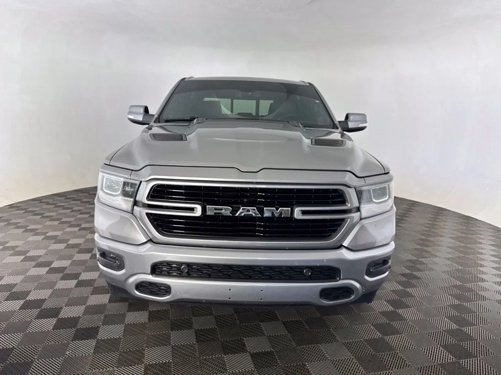 Used 2020 Silver Ram Laramie image 2