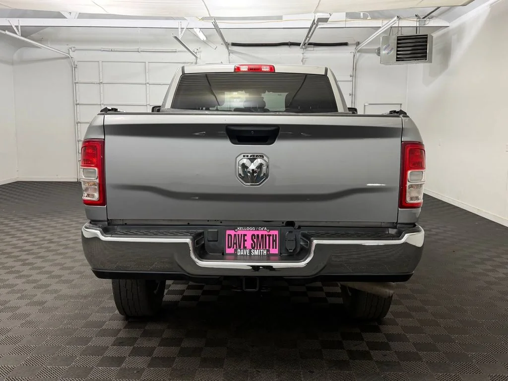 Used 2023 Billet Silver Metallic Clearcoat Ram Big Horn image 9