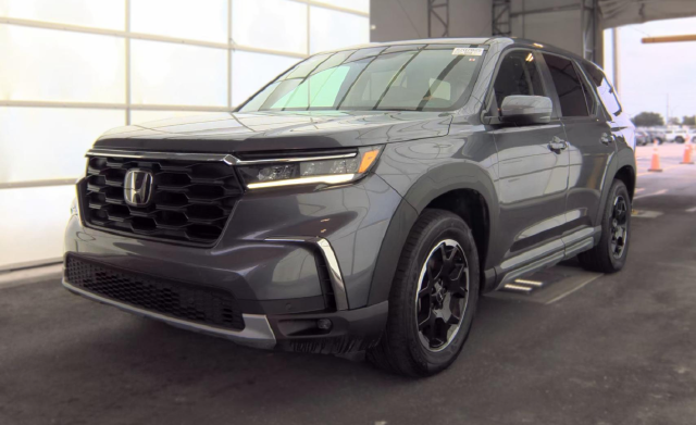 Used 2025 Gray Honda EX-L image 2