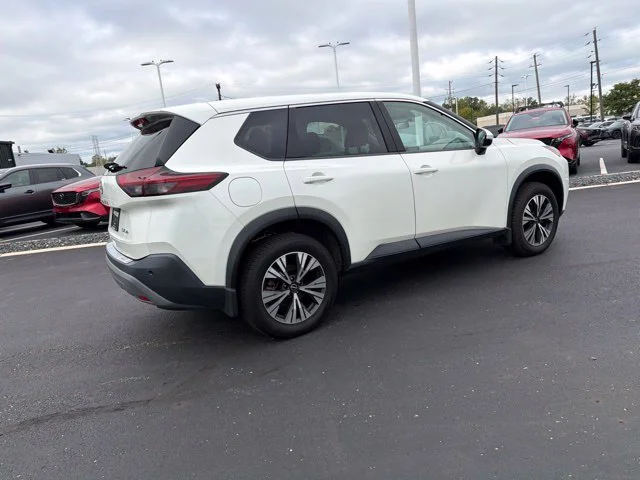 2023 Nissan Rogue SV - Photo 7