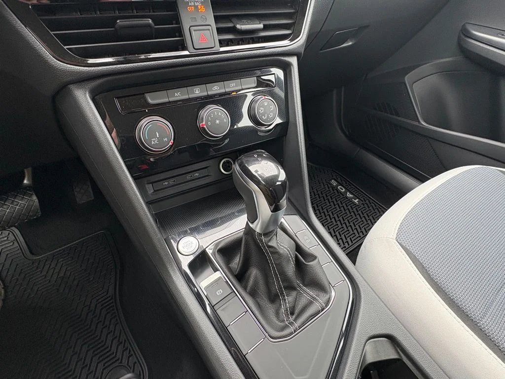 New 2026 Silver Volkswagen 1.5T S image 24
