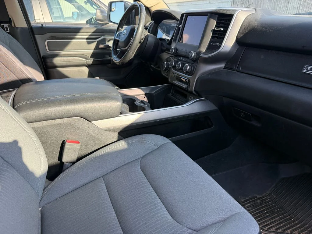 Used 2020 Blue Ram Big Horn/Lone Star image 3