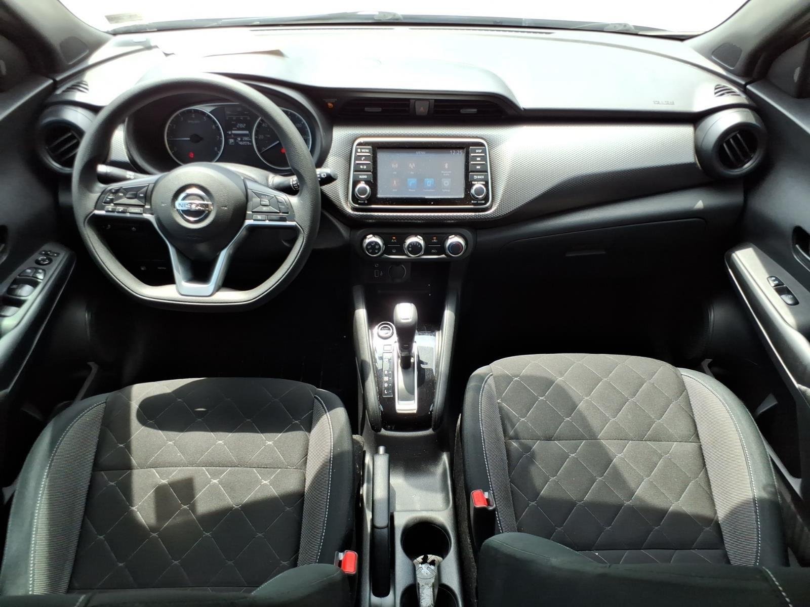 Used 2020 Brilliant Silver Metallic Nissan S image 22