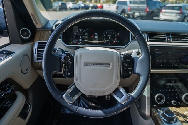 Used 2018 Byron Blue Metallic Land Rover 5.0L V8 Supercharged Autobiography image 33