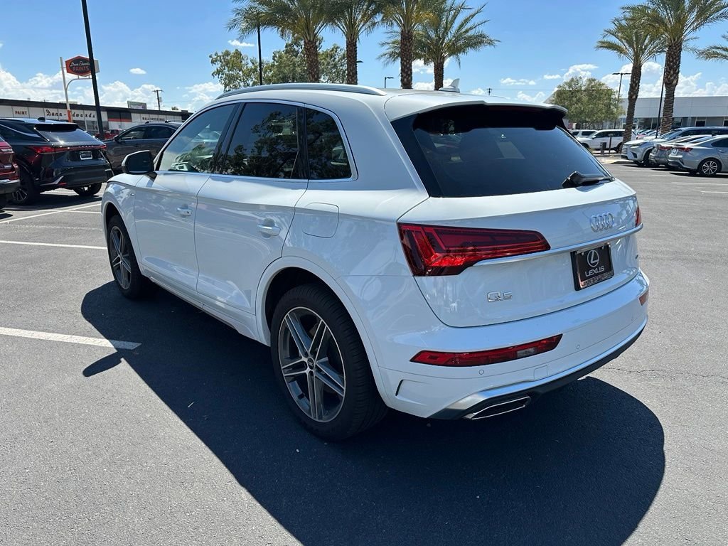 Used 2021 White Audi 55 Premium Plus image 25
