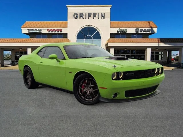 2023 Dodge Challenger R/T's photo