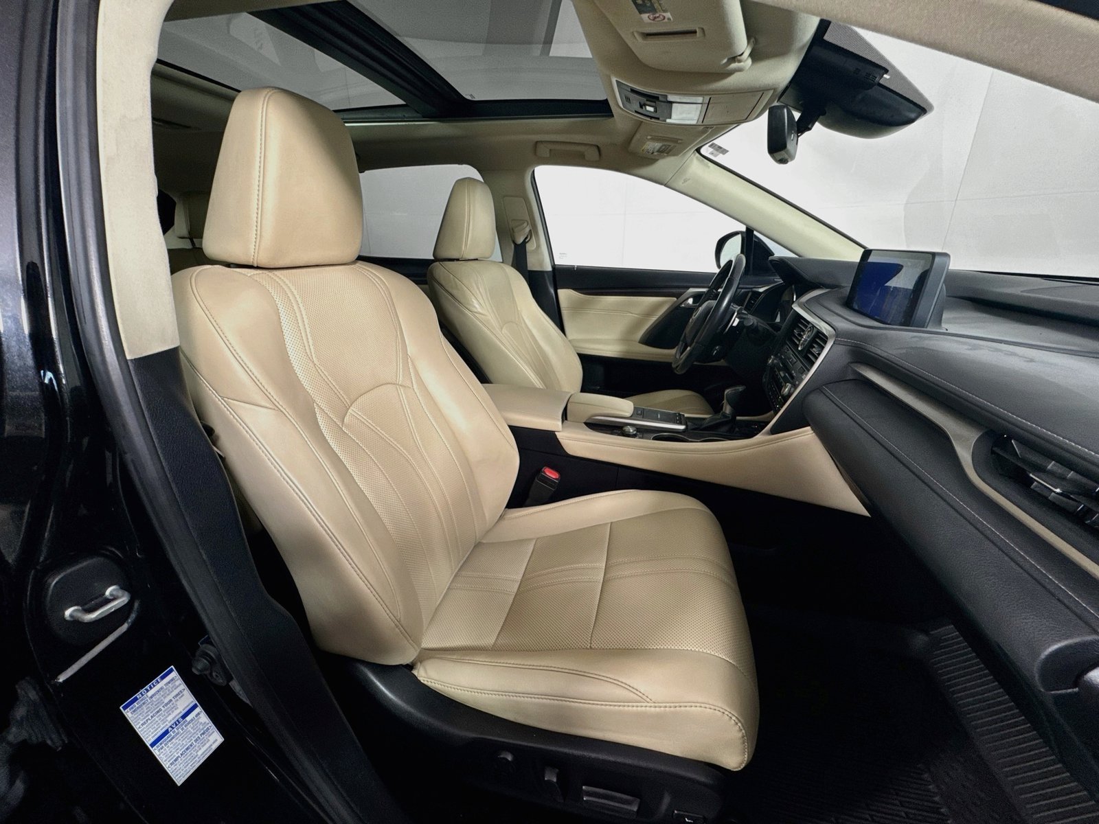 Used 2022 Black Lexus 350 image 30