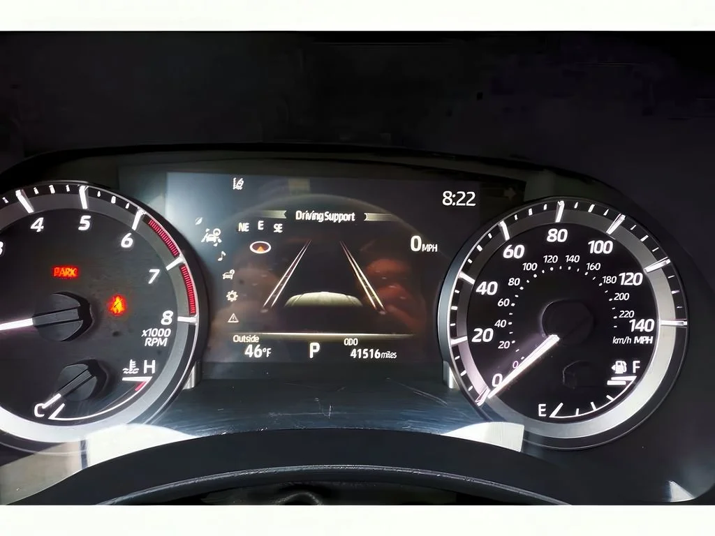 2024 Toyota Highlander LE - Photo 18