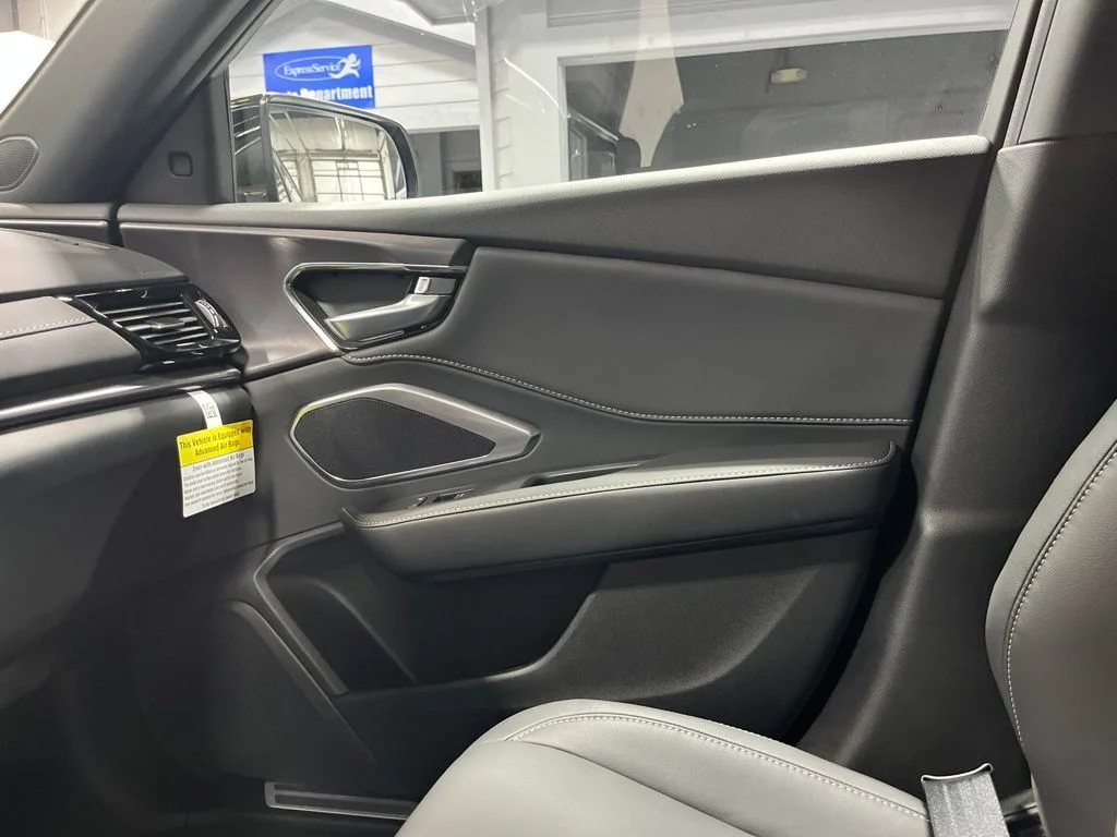 Used 2026 Majestic Black Pearl Acura Base image 15