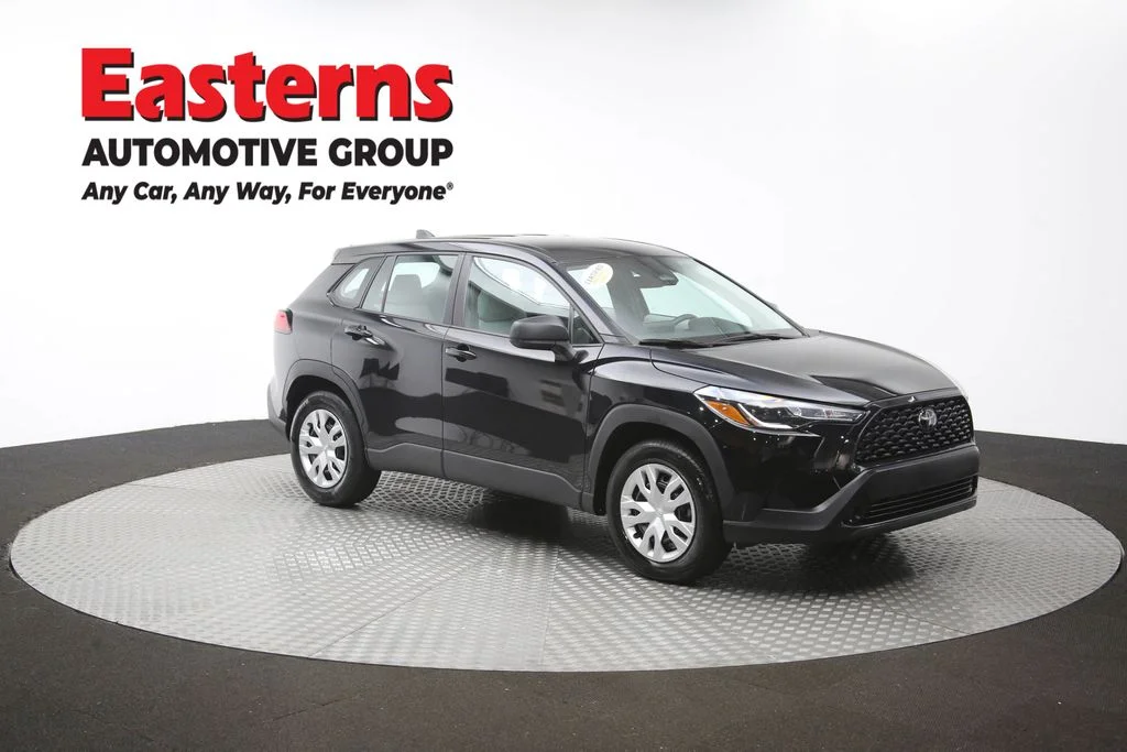 Used 2024 Black Toyota L image 47