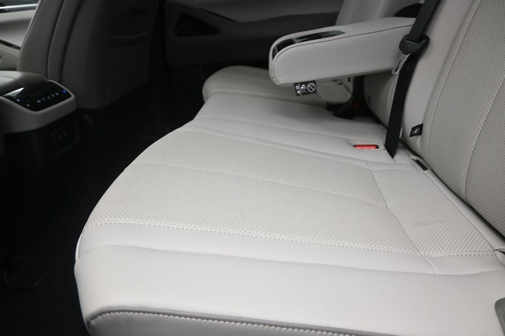 Certified Used 2026 White INFINITI PURE image 16