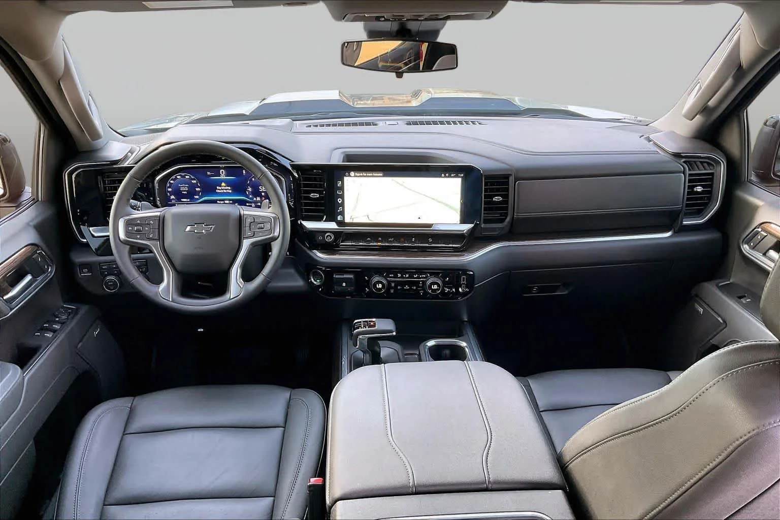 Used 2025 Cypress Gray Chevrolet LT Trail Boss image 15
