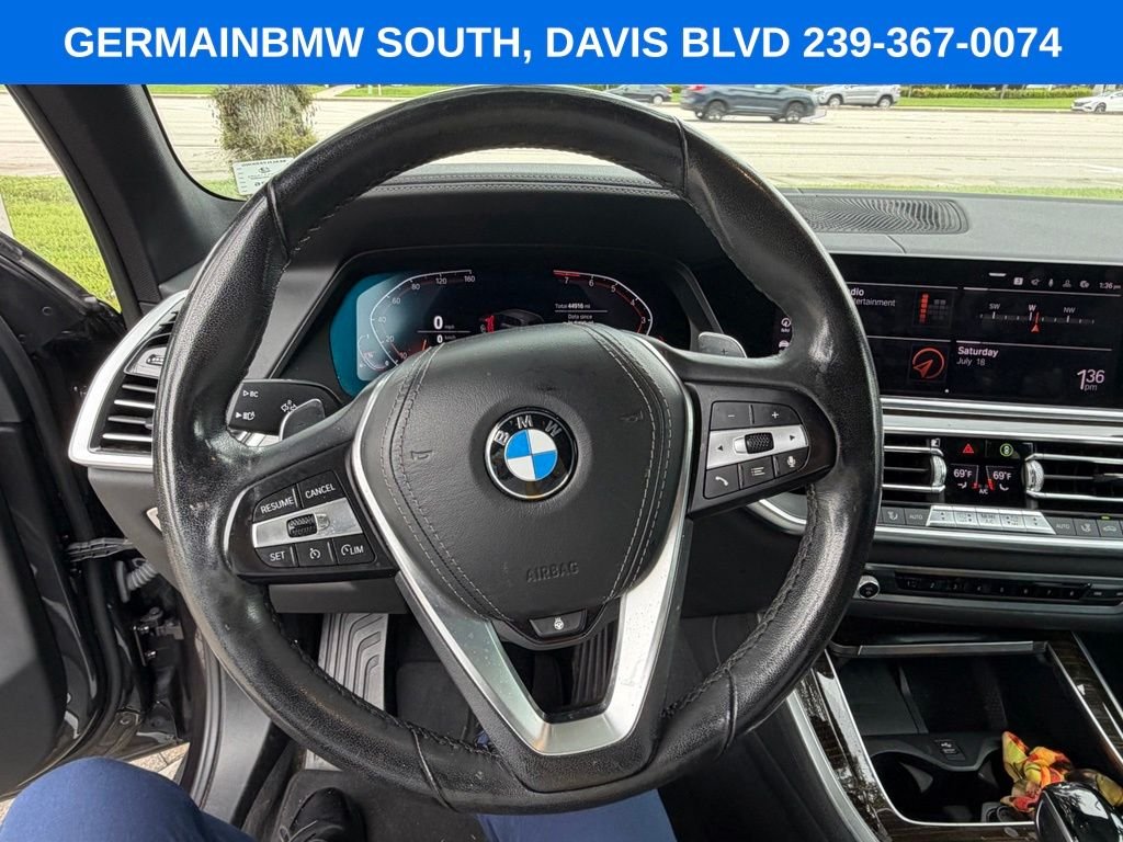 Used 2020 Dark Graphite BMW xDrive40i image 21