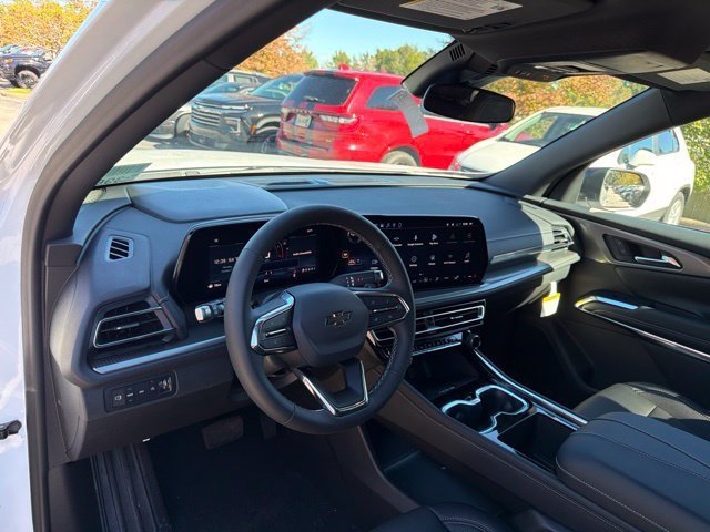 2027 Chevrolet Traverse LT - Photo 13