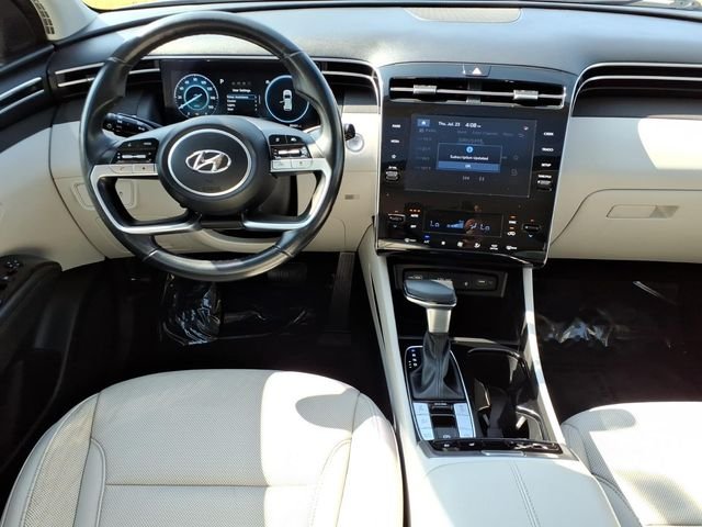 Used 2022 Quartz White Hyundai SEL image 17