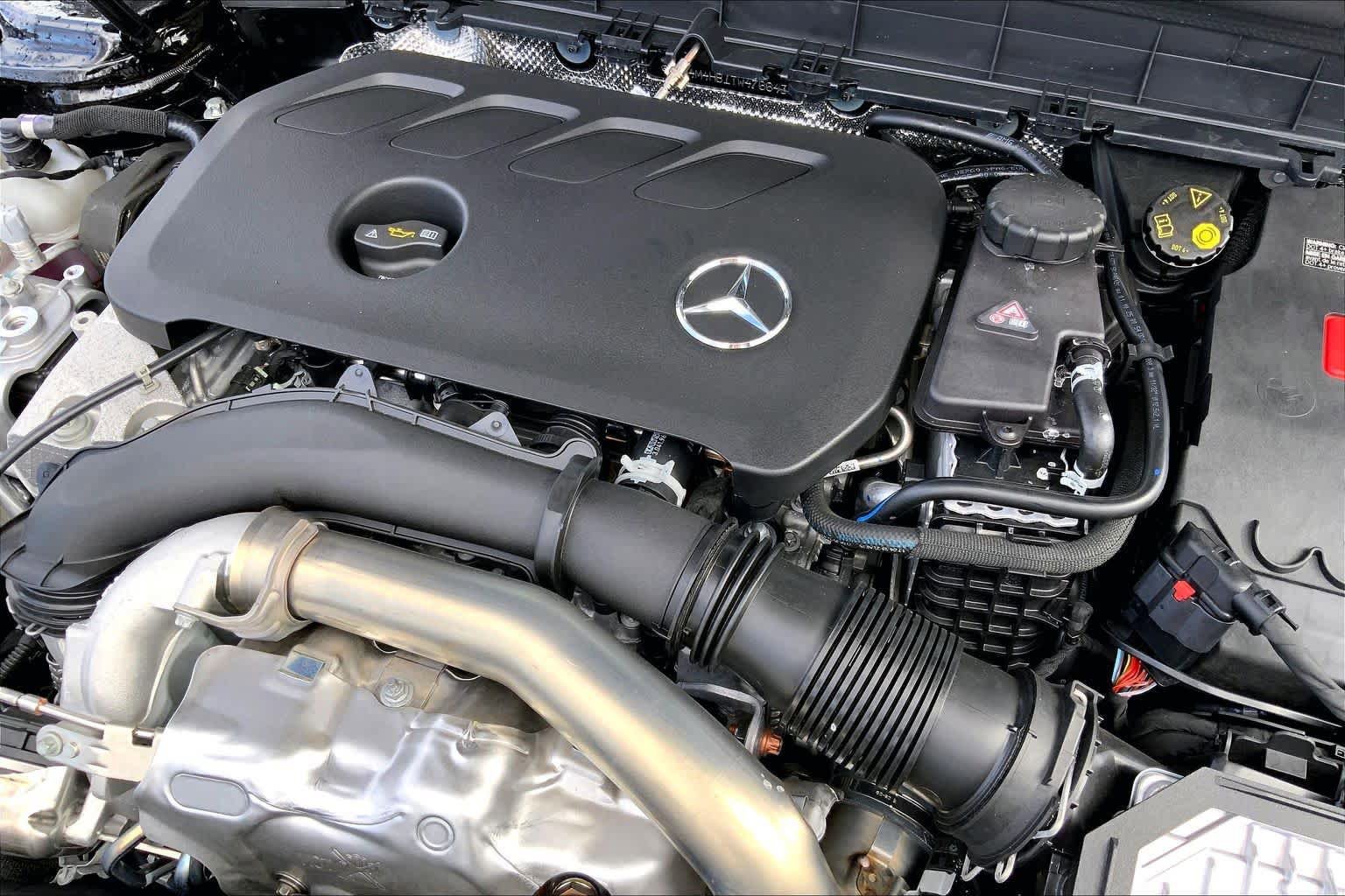 New 2026 Night Black Mercedes-Benz GLB 250 image 27
