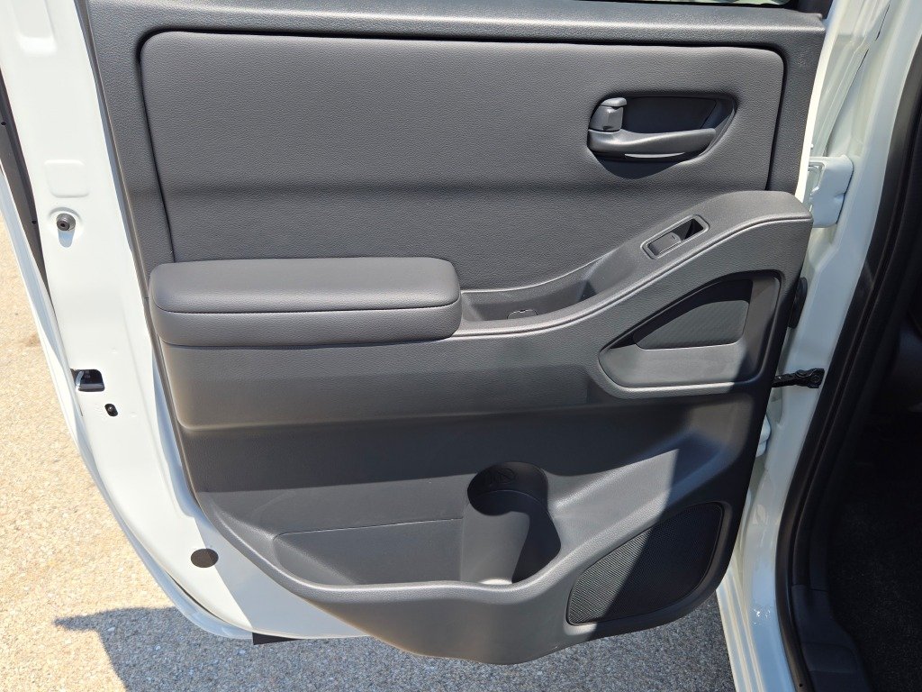 New 2026 Glacier White Nissan Crew Cab S image 19