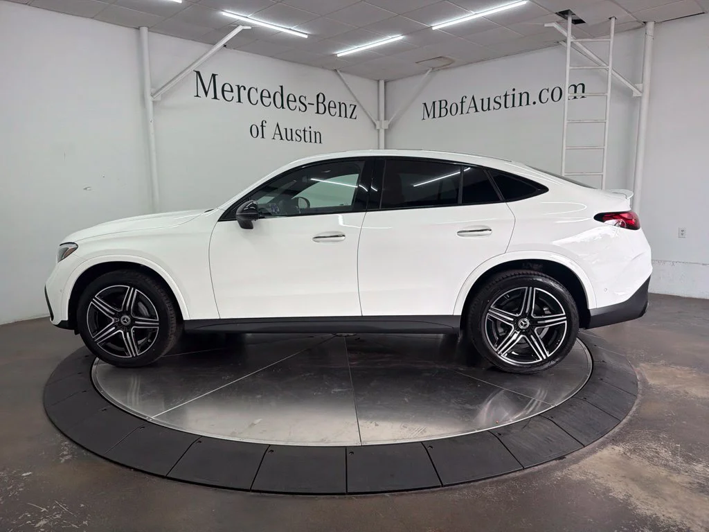 New 2027 White Mercedes-Benz GLC 300 Coupe image 4