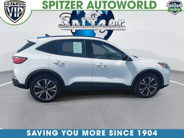 Used 2022 Oxford White Ford SE image 10