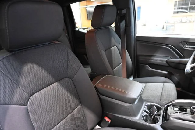 2026 GMC Canyon Elevation - Photo 10