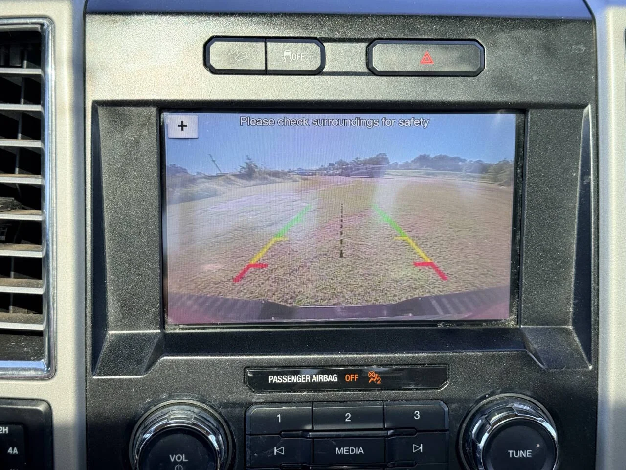 Used 2016 Red Ford Lariat 4x4 4dr SuperCrew 5.5 ft. SB image 21