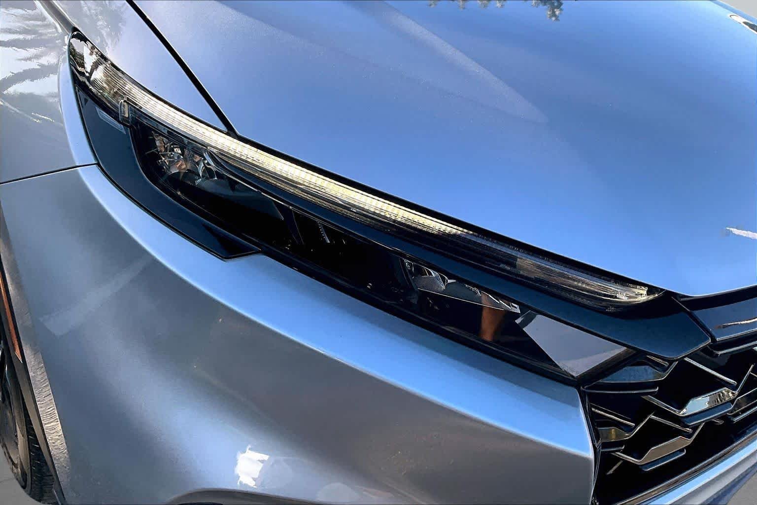 Used 2024 Lunar Silver Metallic Honda Sport-L image 35