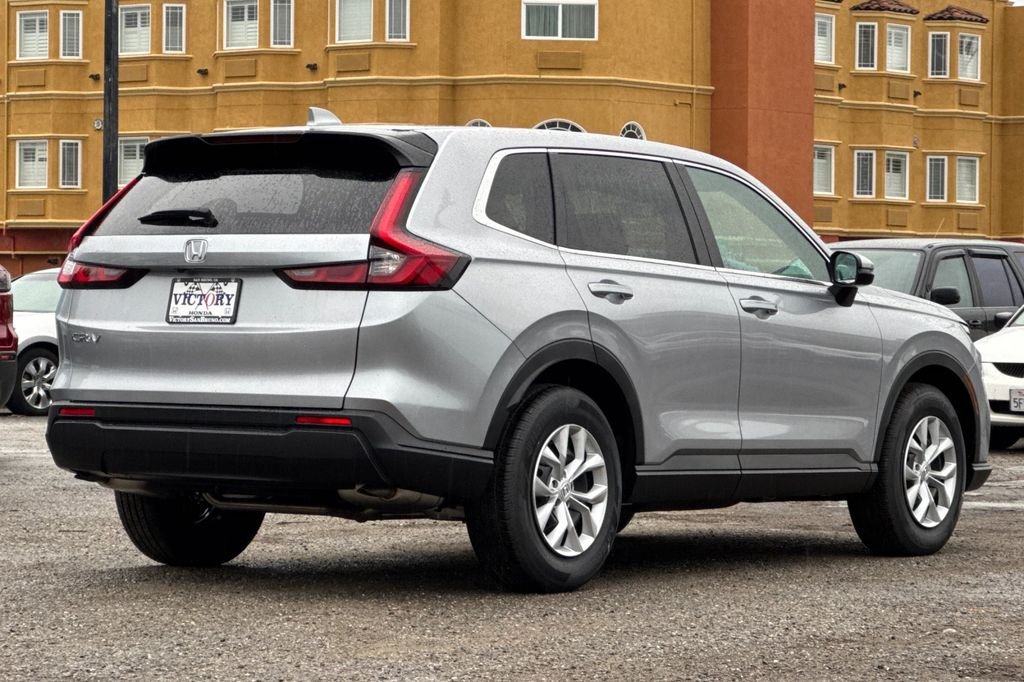 New 2026 Solar Silver Metallic Honda LX image 4