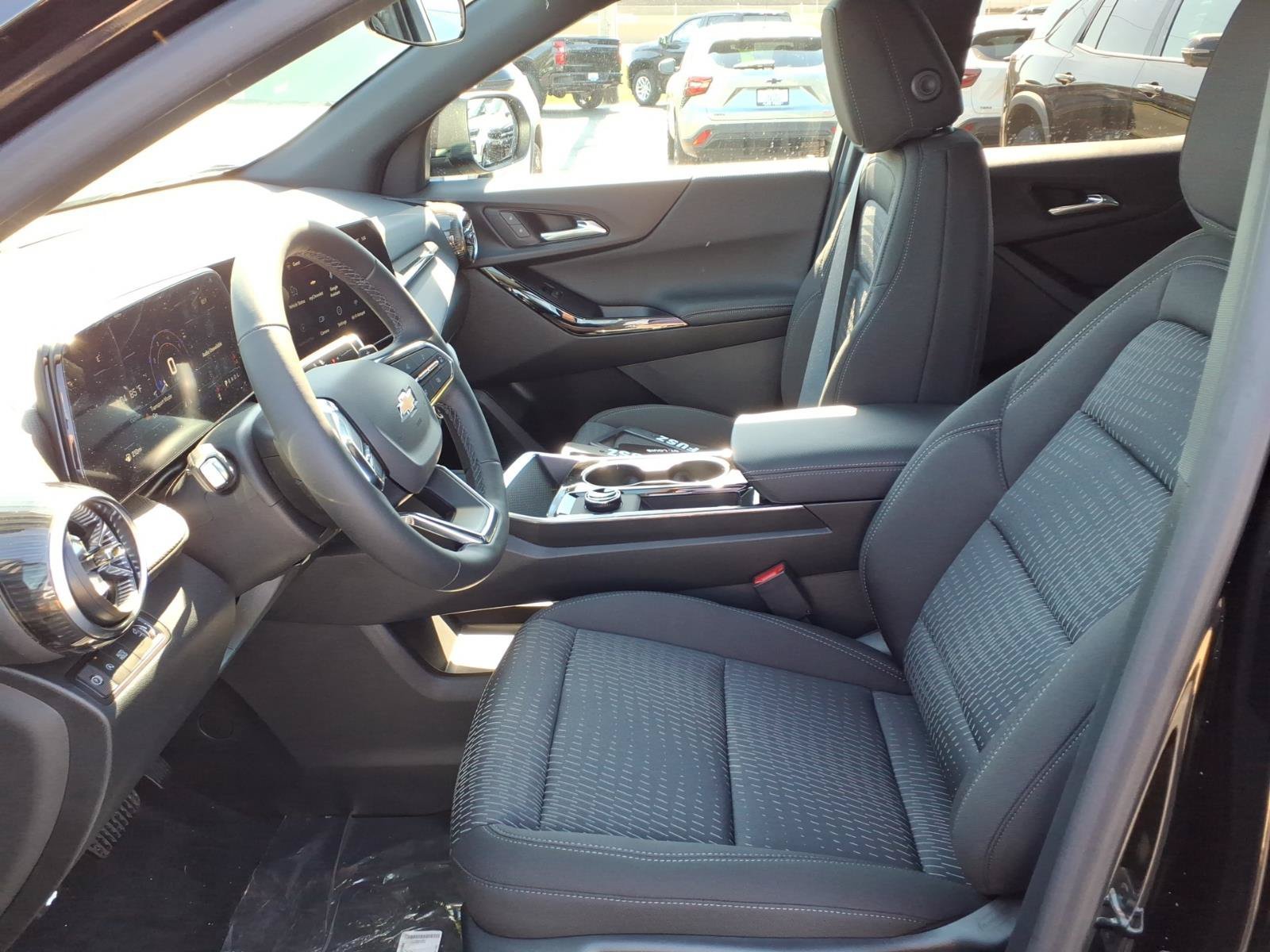 New 2027 Mosaic Black Metallic Chevrolet LT image 13