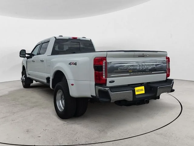 Certified Used 2025  Ford King Ranch image 7